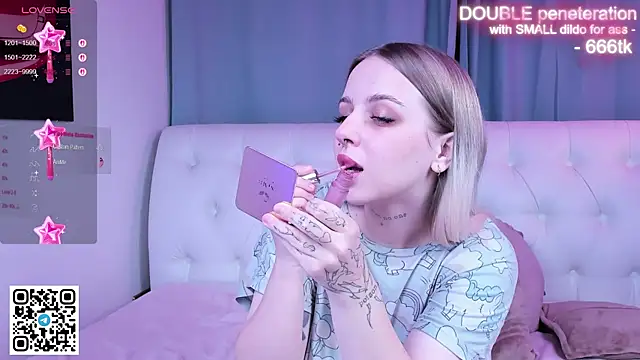 Alice Halle online show from 5, 11, 2025