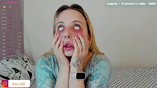 Alice Halle online show from 8, 2, 2025