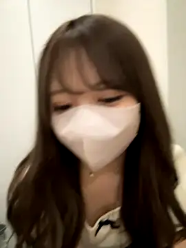 Snapshot of yuki-chi chatting on 9, 10, 2025 yuki-chi online show from 9, 10, 2025