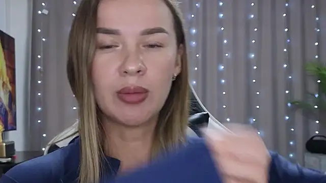 Strip-Lady online show from 11, 5, 2026