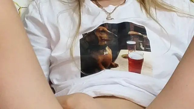 Snapshot of Strip-Lady chatting on 1, 12, 2025 Strip-Lady online show from 1, 12, 2025