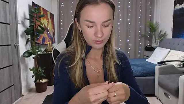 Strip-Lady online show from 11, 5, 2026