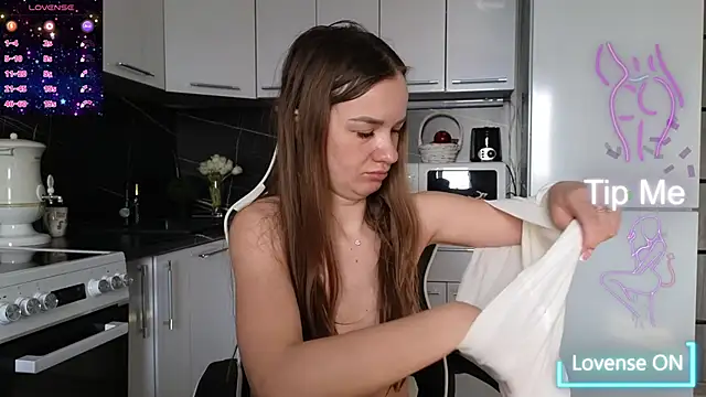 Strip-Lady online show from 11, 3, 2025