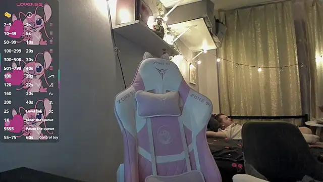 MashkaRay online show from 5, 3, 2025