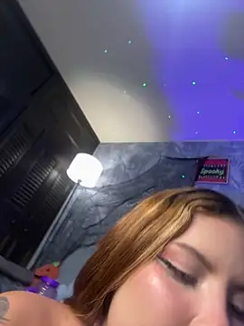 Snapshot of antonelaswete02 chatting on 29, 10, 2025 antonelaswete02 online show from 29, 10, 2025