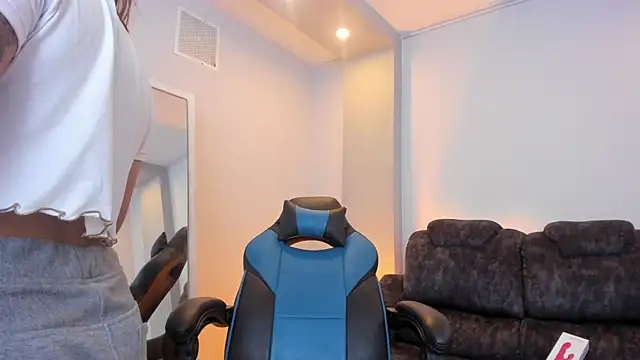 Barbara honey online show from 1, 4, 2026