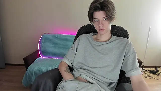 Liam sexy1 online show from 4, 1, 2025