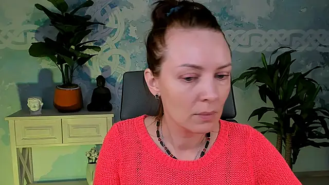 Snapshot of VandaRossi chatting on 9, 9, 2025 VandaRossi online show from 9, 9, 2025