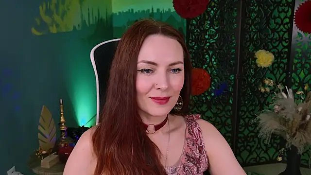 Snapshot of VandaRossi chatting on 28, 2, 2025 VandaRossi online show from 28, 2, 2025