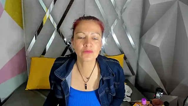 Mulan sexy01 online show from 11, 6, 2026