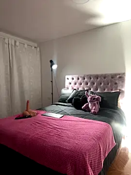 samantha evans2 online show from 8, 11, 2025