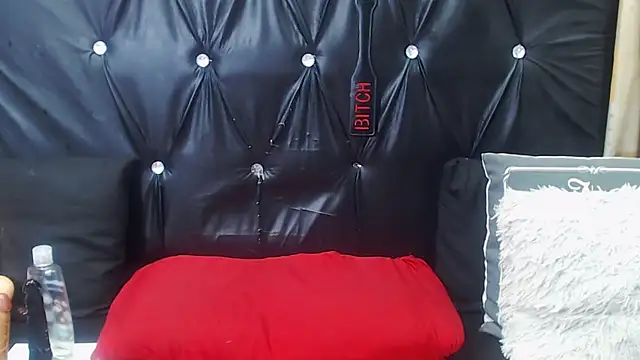 Snapshot of spicydiver38 chatting on 23, 11, 2025 spicydiver38 online show from 23, 11, 2025