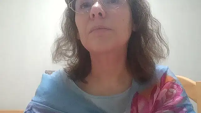 HollyJewel online show from 3, 12, 2025