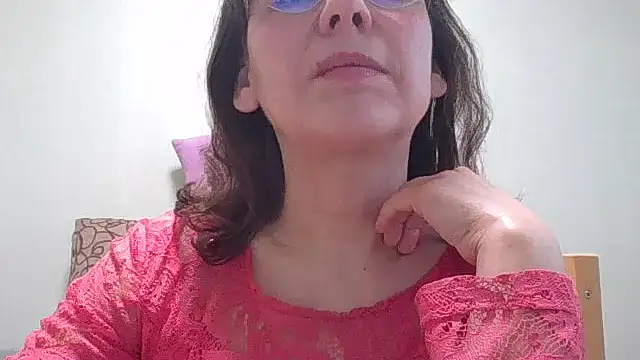 HollyJewel online show from 12, 2, 2026