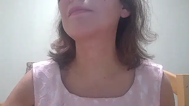 HollyJewel online show from 30, 10, 2025