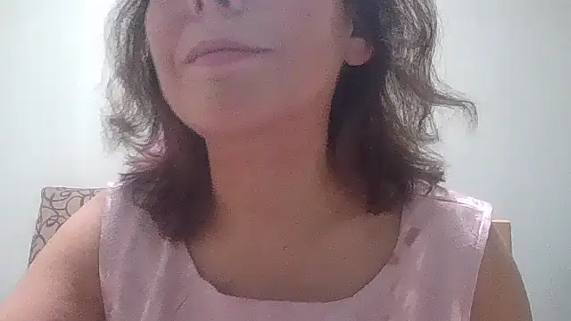 HollyJewel online show from 5, 11, 2025