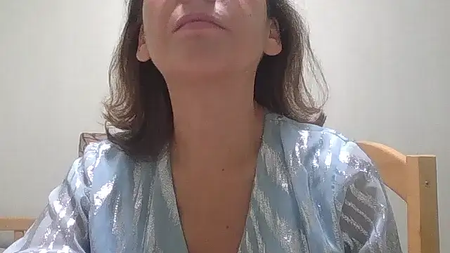 HollyJewel online show from 20, 10, 2025