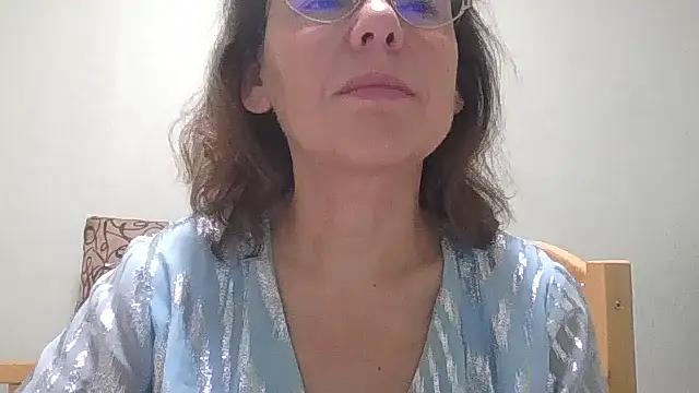 HollyJewel online show from 28, 10, 2025