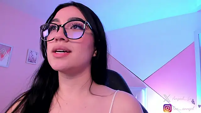 angeel fox online show from 5, 2, 2026