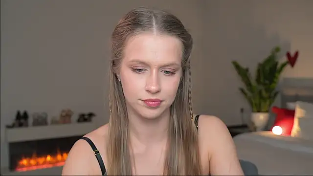 ella twinkl online show from 17, 4, 2026