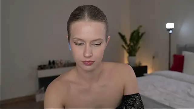 ella twinkl online show from 2, 5, 2026