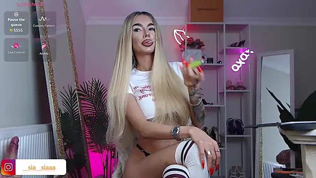 ArianaArianna online show from 6, 3, 2026