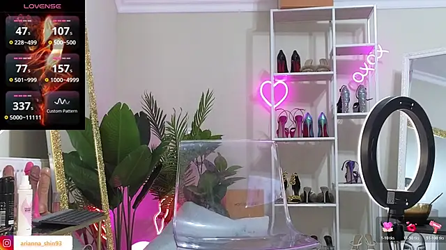 ArianaArianna online show from 20, 12, 2025