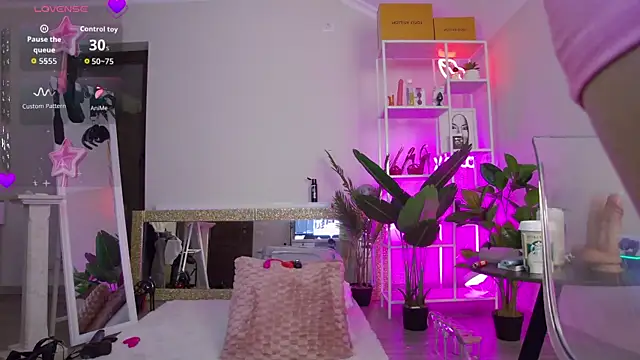 ArianaArianna online show from 4, 6, 2026