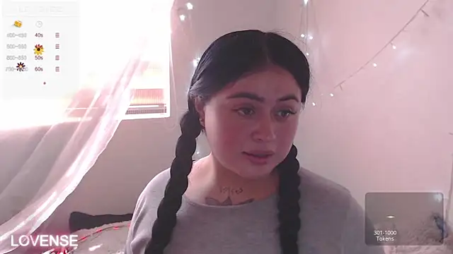 PamelaDoouce online show from 8, 1, 2025