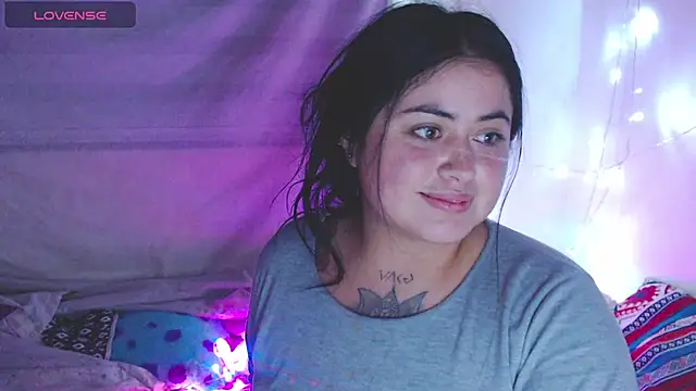 PamelaDoouce online show from 11, 3, 2025