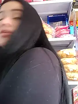 PamelaDoouce online show from 9, 2, 2026