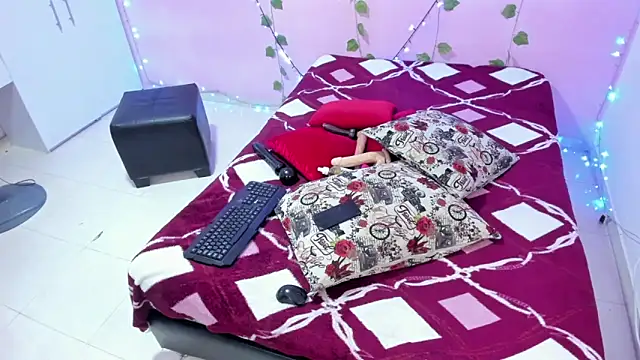 ambersmitx online show from 1, 1, 2025