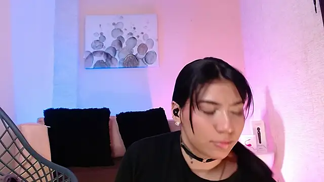 AshleyJones03 online show from 3, 12, 2024