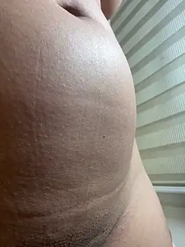 AriannaTorres online show from 28, 2, 2026