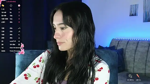 Snapshot of ZaraDames_ chatting on 16, 11, 2025 ZaraDames online show from 16, 11, 2025