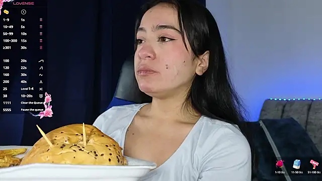 ZaraDames  online show from 9, 2, 2026