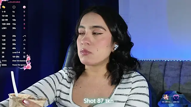 Snapshot of ZaraDames_ chatting on 15, 7, 2026 ZaraDames online show from 15, 7, 2026