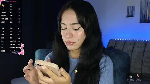 Snapshot of ZaraDames_ chatting on 24, 11, 2025 ZaraDames online show from 24, 11, 2025