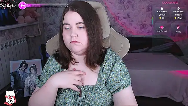 Snapshot of Estelle_Hicks chatting on 6, 6, 2026 Estelle Hicks online show from 6, 6, 2026