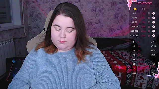 Estelle Hicks online show from 13, 11, 2025