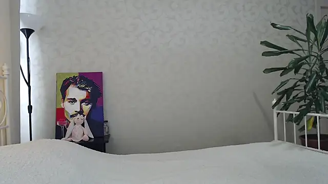 ShyEvaa online show from 4, 4, 2026