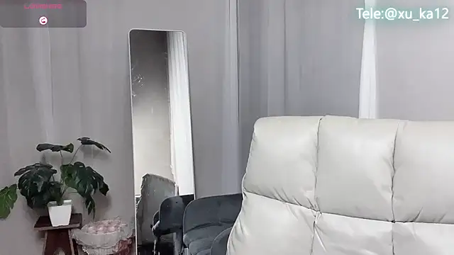  minji bae online show from 17, 10, 2025