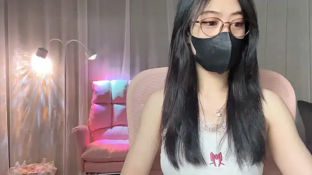  minji bae online show from 14, 4, 2026