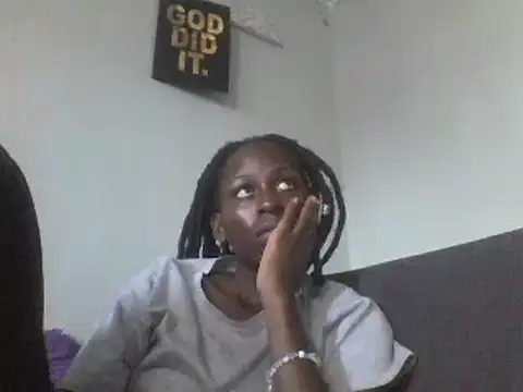 Snapshot of chilliedoug chatting on 15, 12, 2024 chilliedoug online show from 15, 12, 2024