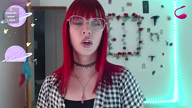 Snapshot of _GalyaX_ chatting on 31, 10, 2025 GalyaX online show from 31, 10, 2025