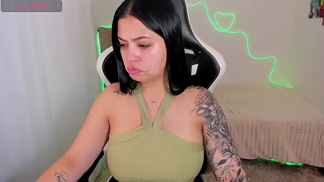 Victoryyy  online show from 12, 11, 2025