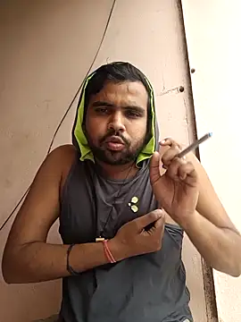 MeFeellove online show from 10, 10, 2025