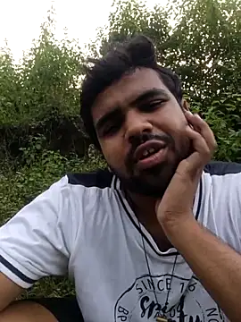 MeFeellove online show from 7, 10, 2025