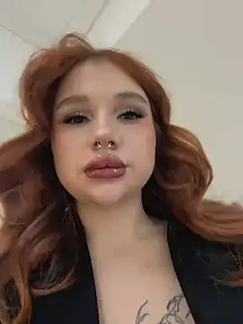 KarinHorny online show from 12, 12, 2024