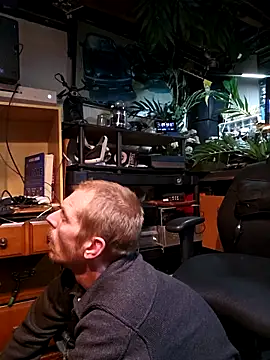 mrwinsalot88 online show from 11, 11, 2025